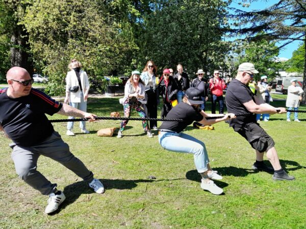 Maalareiden ja lattianpäällystäjien kesäpäivät -Artikkelikuva